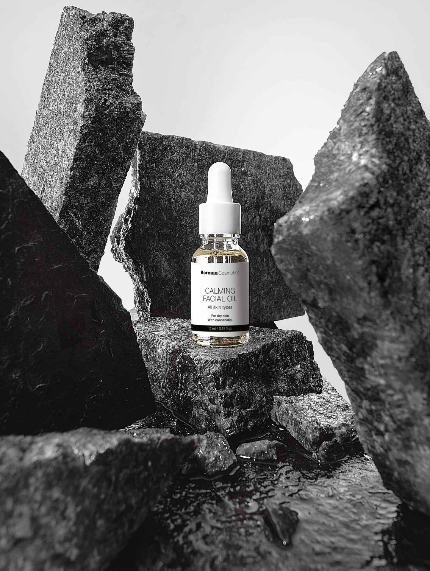 Aceite facial calmante con cannabidiol y aceite de semilla de cáñamo